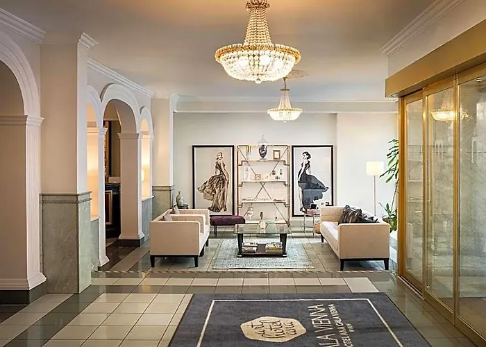 Arthotel Ana Gala, Trademark Collection By Wyndham 3*